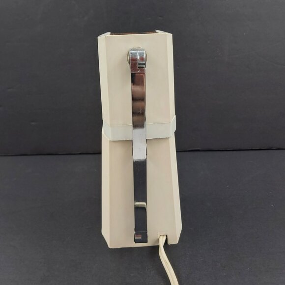 Universal Lamp Co U-7400  Circa 1966 Articulating Table Lamp  HI-LO Setting VTG - Picture 10 of 12